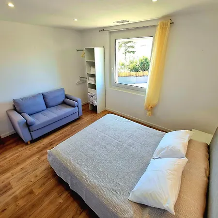 Doumo Apartment *
